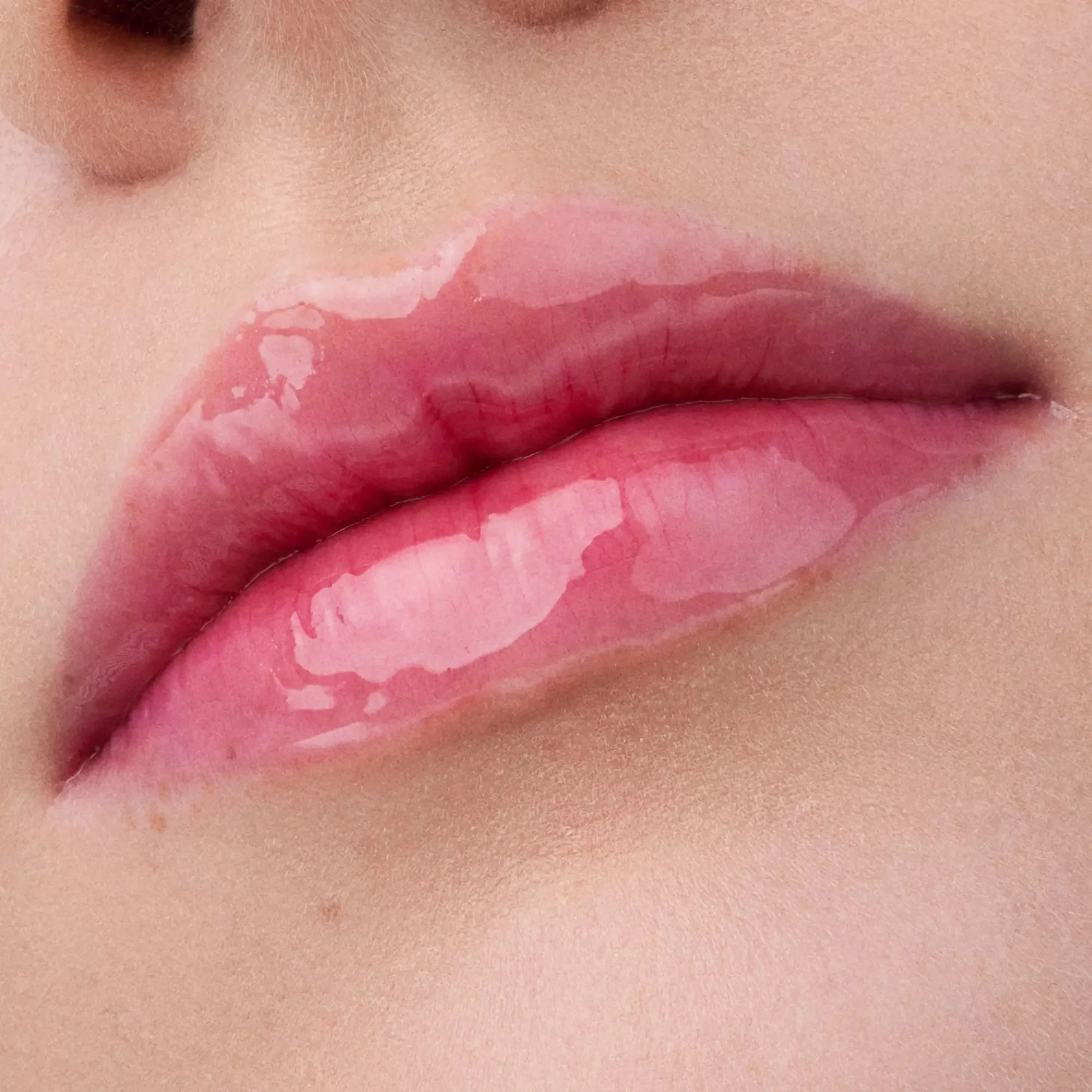 Aceite Labial Glossin Glow Tinted Catrice 010 - Image 4