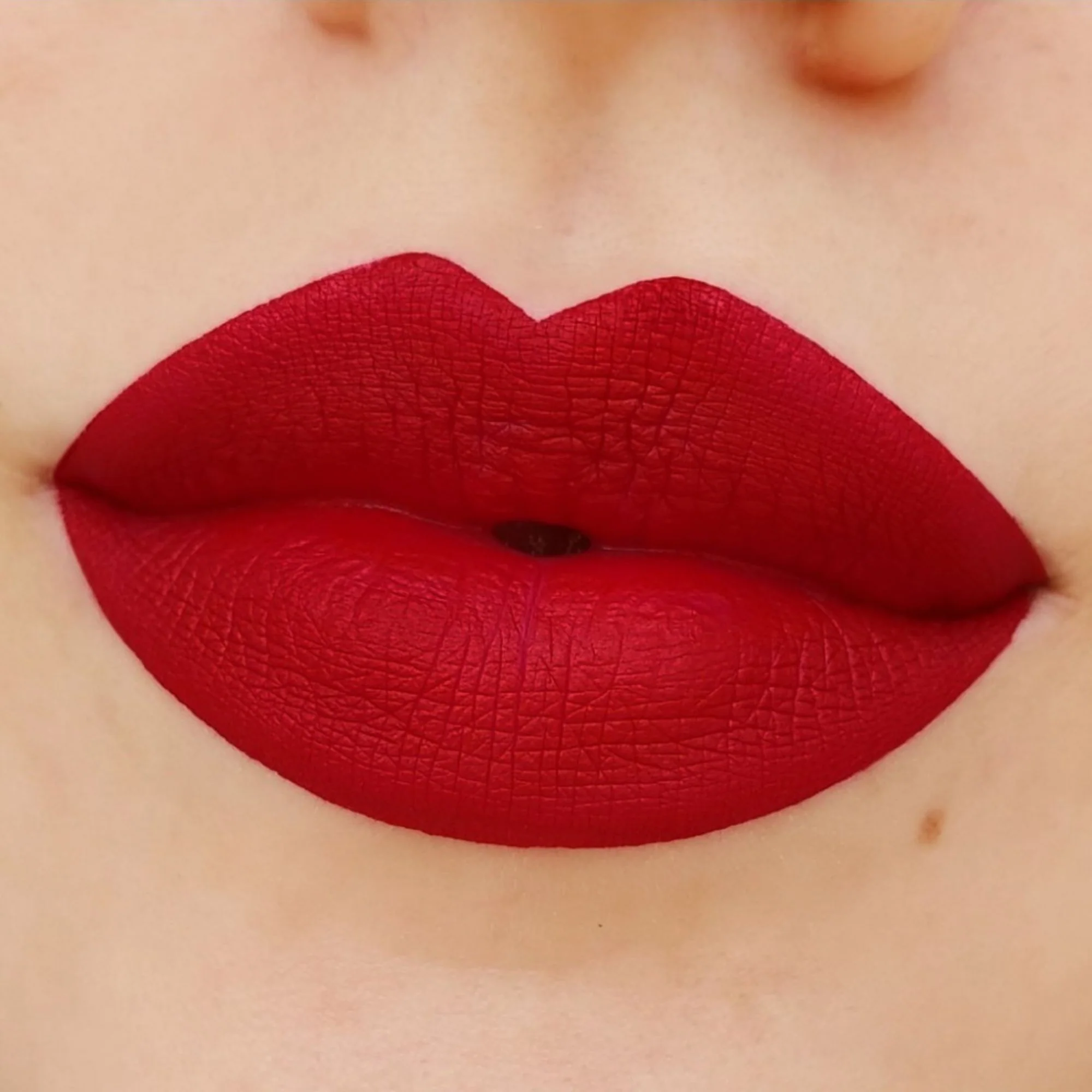 Labial Líquido Astra Hypnotize Liquid Lipstick Nro. 04 Diva X 4Ml - Image 2